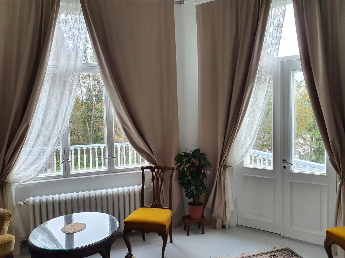 Neitsytniemen Kartanohotelli Virasoja Exterior foto